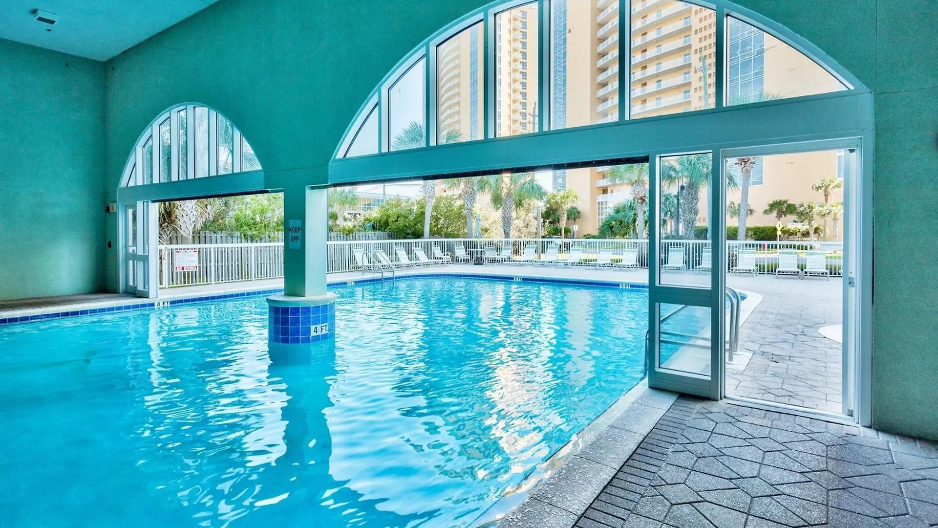 Semesterbostad Celadon: Unit 102 By Forehand Rentals Panama City Beach